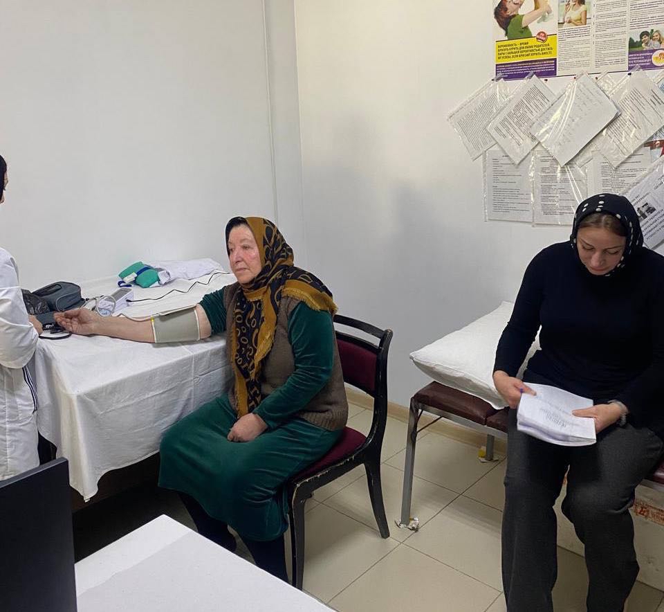 С начала года в рамках национального проекта «Семья» 28 жителей удалённых сёл Рутульского района получили медицинскую помощь.